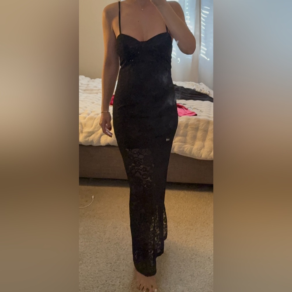 Elegant Black Lace Maxi Dress